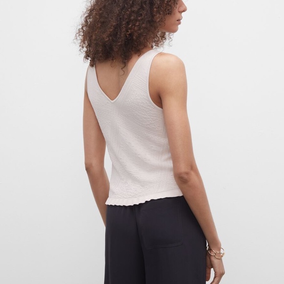 Ruffle Hem Tank - Brand New - NEVER WORN - Black - Picture 7 of 10